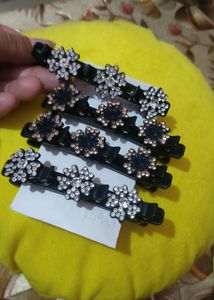 Combo Of 4 Korean Hairclips