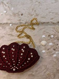 Crocheted Shell Clutch Bag
