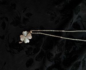 Clover Pendant Necklace