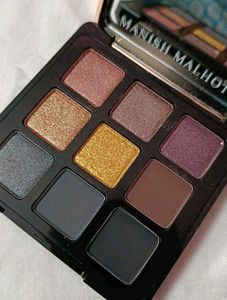 Manish Malhotra Eyeshadow Palette Set