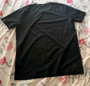 Descente Black T-Shirt