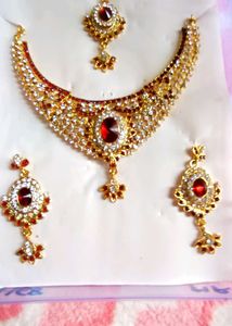 Stunning Red & Gold Kundan Jewellery Set