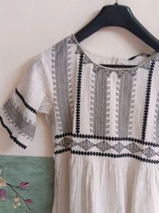 white dnmx kurta
