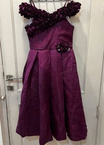 Elegant Off-Shoulder Burgundy Dress