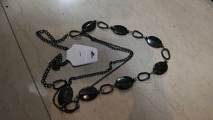 Elegant Oval Beaded Necklace
