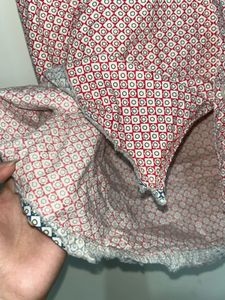 unisex Pink Geometric Print Short Sleeve Shirt