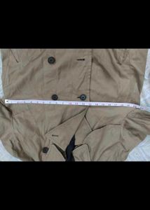 Classic Trench Coat - Stylish &amp; Versatile