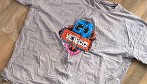 Graphic T-Shirt "GO WEIRDO"