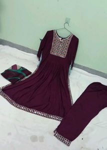 Maroon Embellished Kurta Set with Pants