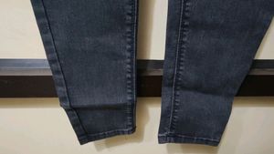 Tokyo Talkies.  Women's Casual Jeans. New With Tag