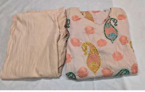 Elegant Kurta Churidar Set with Paisley Print