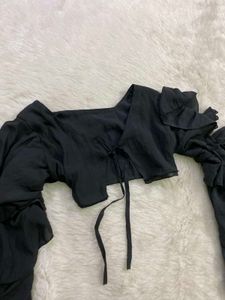 Black Ruffled Sleeve Cropped Top