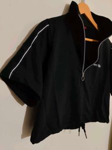 Black Crop Top with Zipper Detail