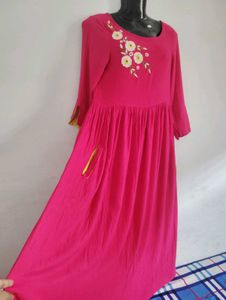 Elegant Pink Anarkali Kurta with Floral Embroidery