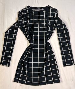 Chic Black &amp; White Grid Dress