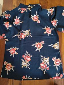 Floral Print Mock Neck Top