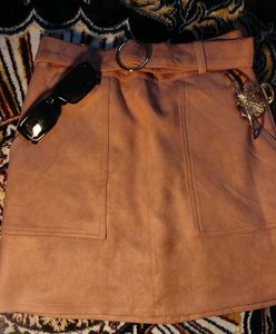 Saleeee🎉🎉 Nude Pink Suede Skirt with Belt Detail