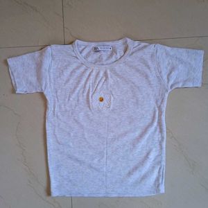 Cute Zara Tee with Flower