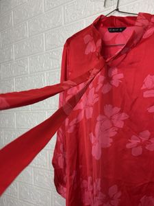 Stylish Red Floral Print Top