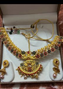 Stunning Indian Traditional Gold Necklace Set
