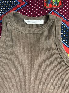 Ribbed Cropped Tank Top