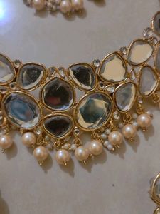 Stunning Kundan &amp; Pearl Necklace Set