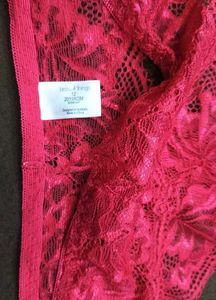 Pink Lace Thong Panty 🖤