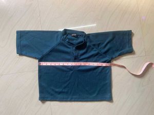 Teal Cropped Henley T-Shirt. size - S