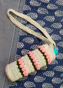 Crochet tulip bottle holder