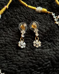 Sparkling Necklace &amp; Earring Set