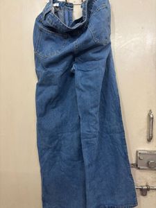 Distressed Wide Leg Jeans