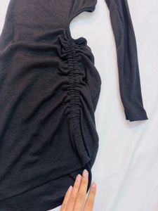 Chic Black One-Shoulder cutout Mini Dress