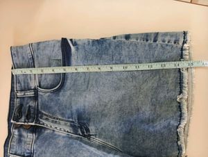 JEALOUS 21 DENIM SHORTS