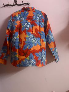 Vibrant Floral Print Button-Up Shirt