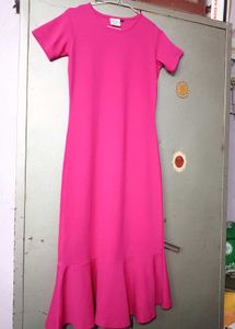 BODYCON DRESS 🩷