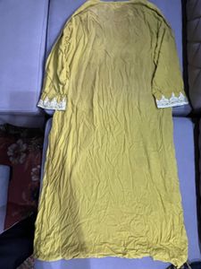 🌸 2 Kurtis + 1 FREE Kurti! 🎁