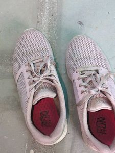 Used Skechers Shoes