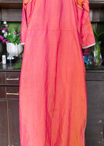 Elegant coral Embroidered maxi dress with floor le