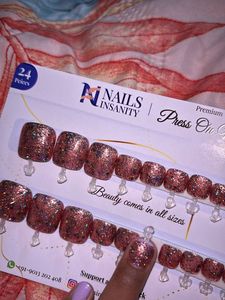 Leg press on Nails