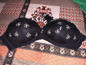 Black Lace Bow Detail Bra