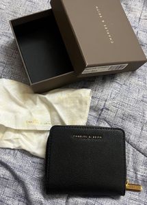 CHARLES & KEITH WALLET