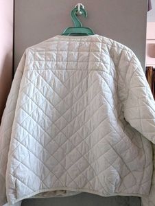 JUICY COUTURE Quilted Cream Puffer Jacket 🪞