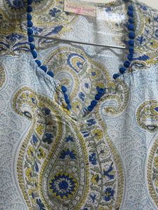 Beautiful Paisley Print Kurta