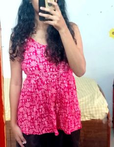 Stylish Pink warli Printed tie up Sleeveless kurti