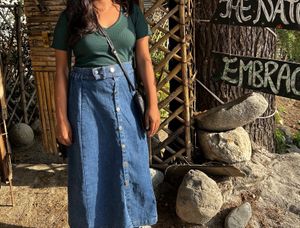 Denim Button-Front Midi Skirt - crop top