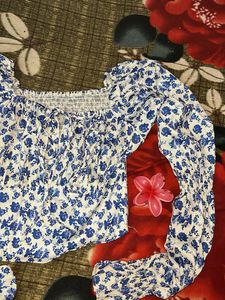 Floral Print Crop Top