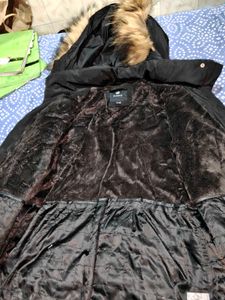 Black Puffer Coat with Faux Fur Hood men or women