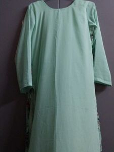 Beautiful Floral Print Kurta