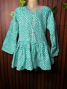 Stylish Kurta Set for Women pack of 2 💯