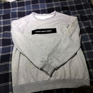 Grey 🩶 Sweatshirt For Men And Women
